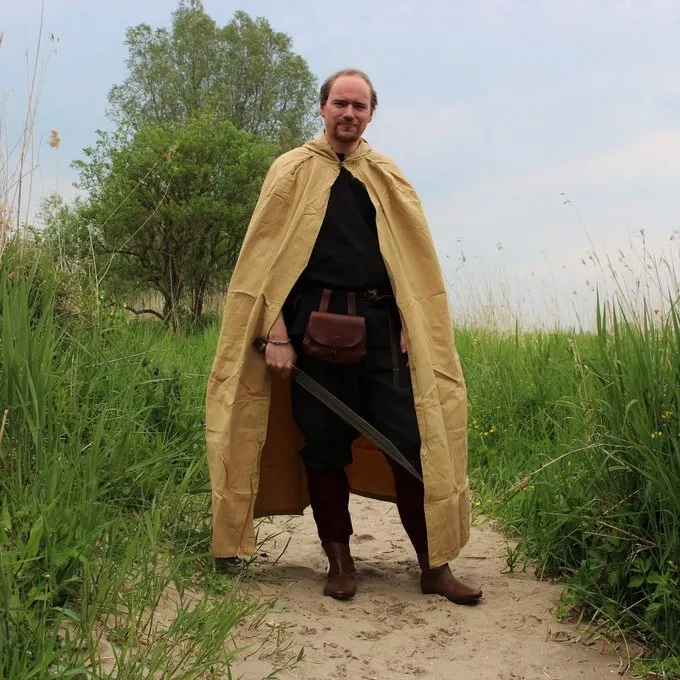 Leonardo Carbone Baumwollumhang, Honigbraun 2 Leonardo Carbone Baumwollumhang, Honigbraun – Bild 2