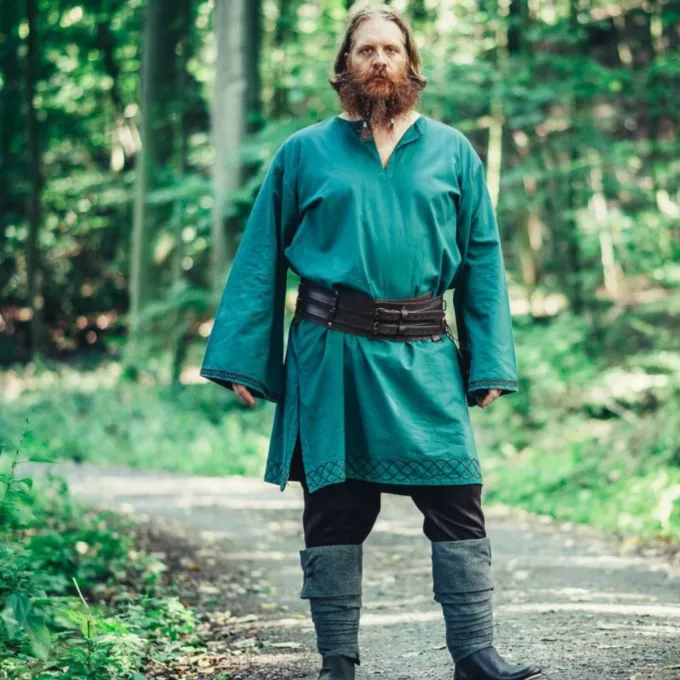 Leonardo Carbone Bestickte Tunika Thorgrim, Grün 2 Leonardo Carbone Bestickte Tunika Thorgrim, Grün – Bild 2