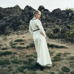 Leonardo Carbone Frühmittelalterliche Tracht Aelswith, Naturbelassen -Angebote Wikinger Kleidung Store fruehmittelalterliche tracht aelswith naturbelasse 2