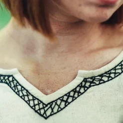 Leonardo Carbone Frühmittelalterliche Tracht Aelswith, Naturbelassen -Angebote Wikinger Kleidung Store fruehmittelalterliche tracht aelswith naturbelasse 3