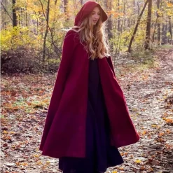 Leonardo Carbone Gestickte Mantel Damia Mit Fibula, Rot