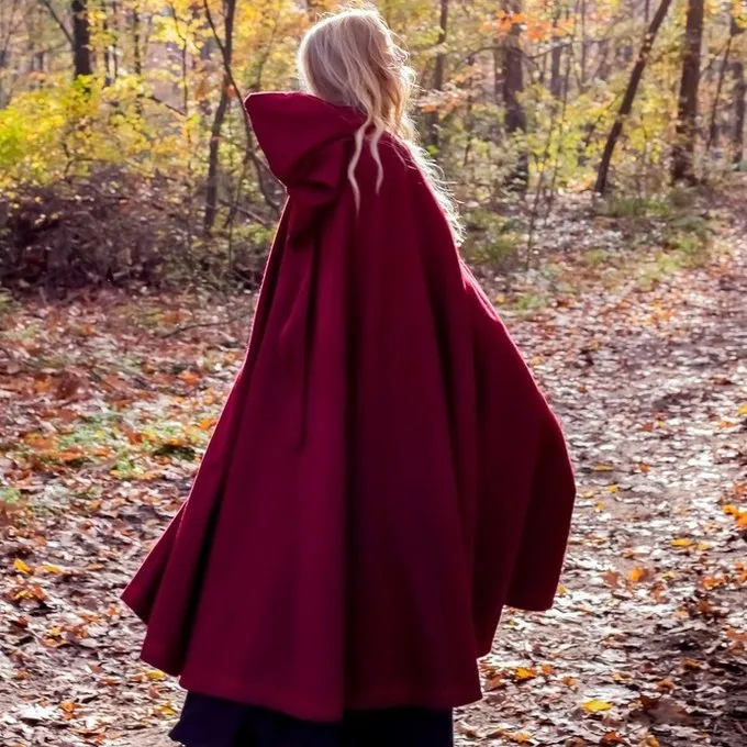 Leonardo Carbone Gestickte Mantel Damia Mit Fibula, Rot 5 Leonardo Carbone Gestickte Mantel Damia Mit Fibula, Rot – Bild 5