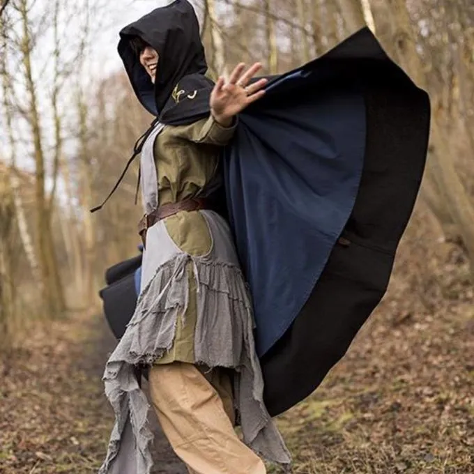 Epic Armoury Gestickte Mantel Terra, Schwarz 2 Epic Armoury Gestickte Mantel Terra, Schwarz – Bild 2