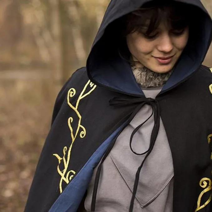 Epic Armoury Gestickte Mantel Terra, Schwarz 5 Epic Armoury Gestickte Mantel Terra, Schwarz – Bild 5