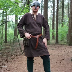 Leonardo Carbone Historische Tunika Mit Authentischem Futter, Dunkelbraun 9 Leonardo Carbone Historische Tunika Mit Authentischem Futter, Dunkelbraun -Angebote Wikinger Kleidung Store historische tunika mit authentischem futter dunkel 3