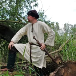 Leonardo Carbone Historische Tunika Mit Authentischem Innenfutter, Creme