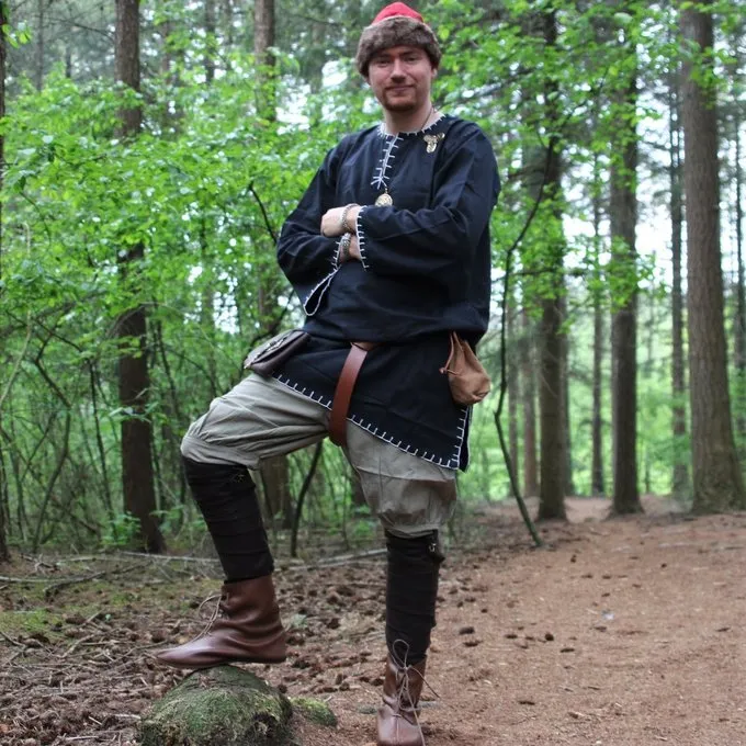 Leonardo Carbone Historische Tunika Mit Authentischem Innenfutter, Schwarz 2 Leonardo Carbone Historische Tunika Mit Authentischem Innenfutter, Schwarz – Bild 2