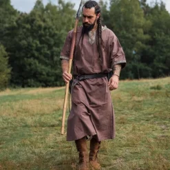 Leonardo Carbone Keltische Tunika, Kurze Ärmel, Kastanienbraun