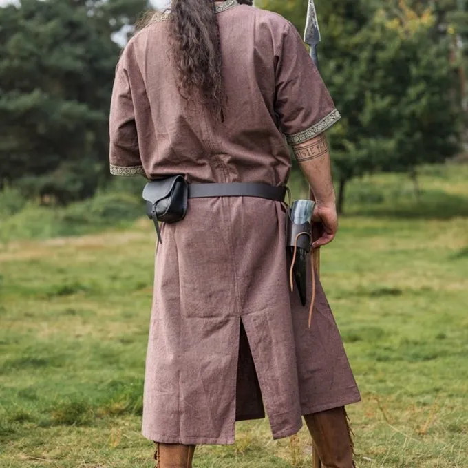 Leonardo Carbone Keltische Tunika, Kurze Ärmel, Kastanienbraun 5 Leonardo Carbone Keltische Tunika, Kurze Ärmel, Kastanienbraun – Bild 5