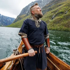 Leonardo Carbone Keltische Tunika, Kurze Ärmel, Schwarz