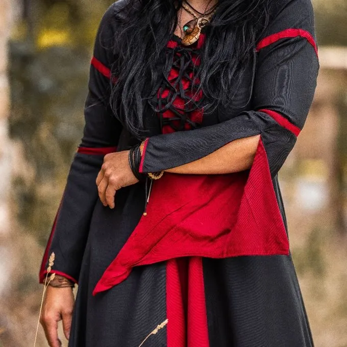 Leonardo Carbone Kleid Eleanora Rot-schwarz 2 Leonardo Carbone Kleid Eleanora Rot-schwarz – Bild 2