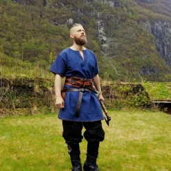 Leonardo Carbone Kurze Wikinger -Tunika Theobald, Blau 9 Leonardo Carbone Kurze Wikinger -Tunika Theobald, Blau -Angebote Wikinger Kleidung Store kurze wikinger tunika theobald blau 3