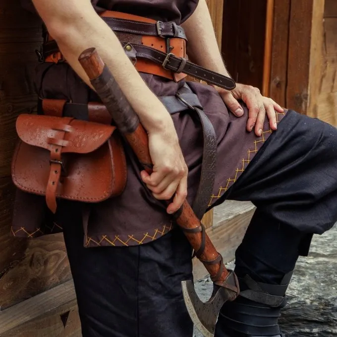 Leonardo Carbone Kurze Wikingertunika Harbard, Braun 2 Leonardo Carbone Kurze Wikingertunika Harbard, Braun – Bild 2