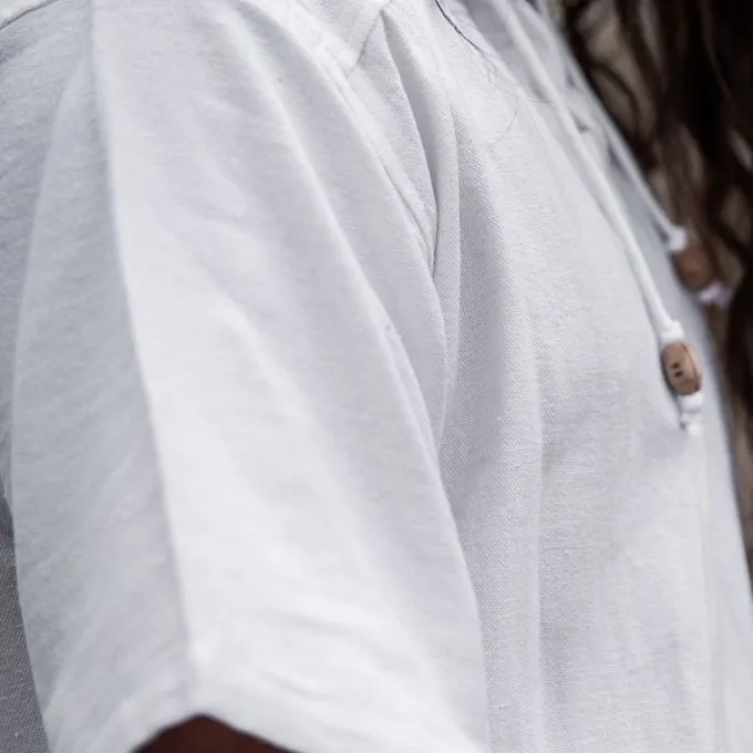 Leonardo Carbone Mittelalterliches Hemd Mit Kurzen Ärmeln, Weiß 2 Leonardo Carbone Mittelalterliches Hemd Mit Kurzen Ärmeln, Weiß – Bild 2