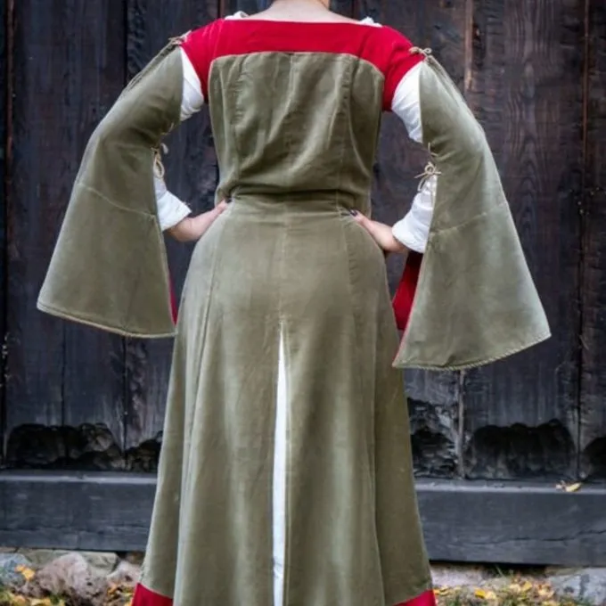 Epic Armoury Mittelalterliches Kleid Isobel, Grün 5 Epic Armoury Mittelalterliches Kleid Isobel, Grün – Bild 5