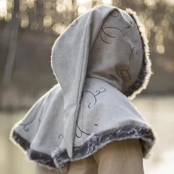 Epic Armoury Pelzhaube Gisla, Grau -Angebote Wikinger Kleidung Store pelzhaube gisla grau 2