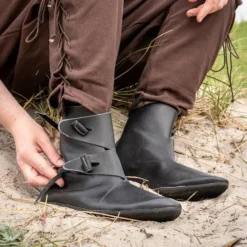 Epic Armoury Wikingerschuhe Jorvik Mit Gummisohle, Schwarz 11 Epic Armoury Wikingerschuhe Jorvik Mit Gummisohle, Schwarz -Angebote Wikinger Kleidung Store wikingerschuhe jorvik mit gummisohle schwarz 5