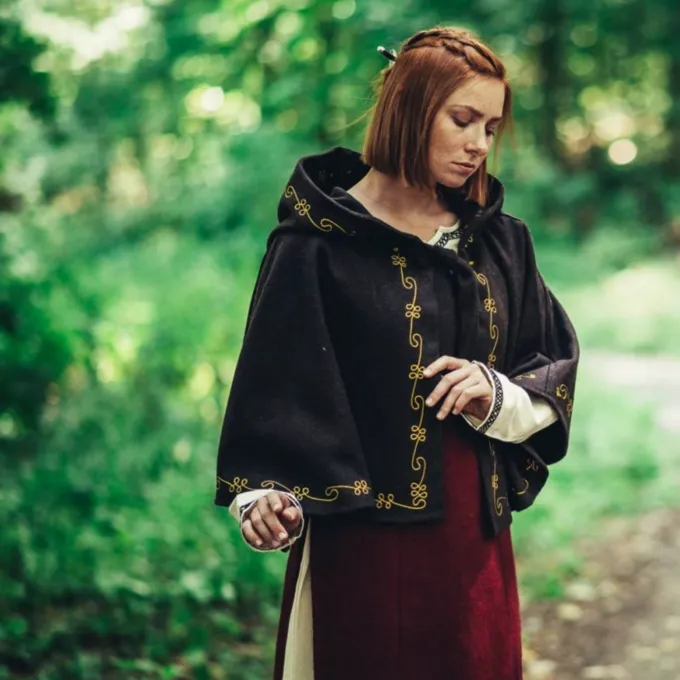 Leonardo Carbone Wolle Chaperon Runa, Schwarz 4 Leonardo Carbone Wolle Chaperon Runa, Schwarz – Bild 4